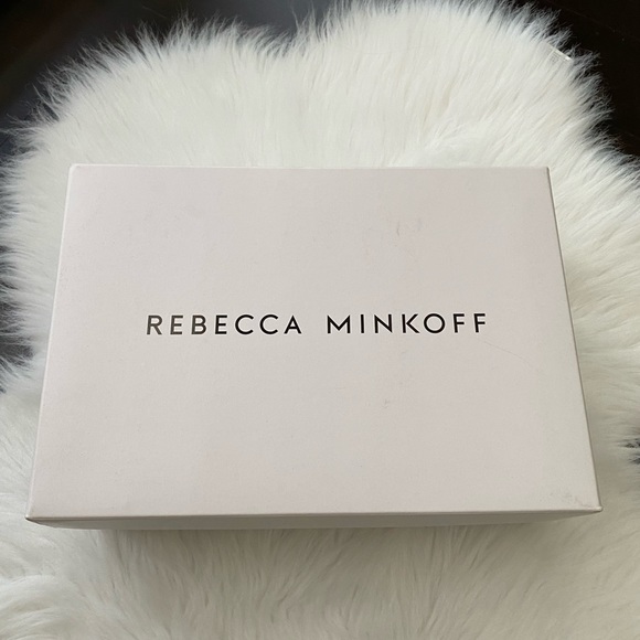 Beautiful heels - Picture 10 of 16